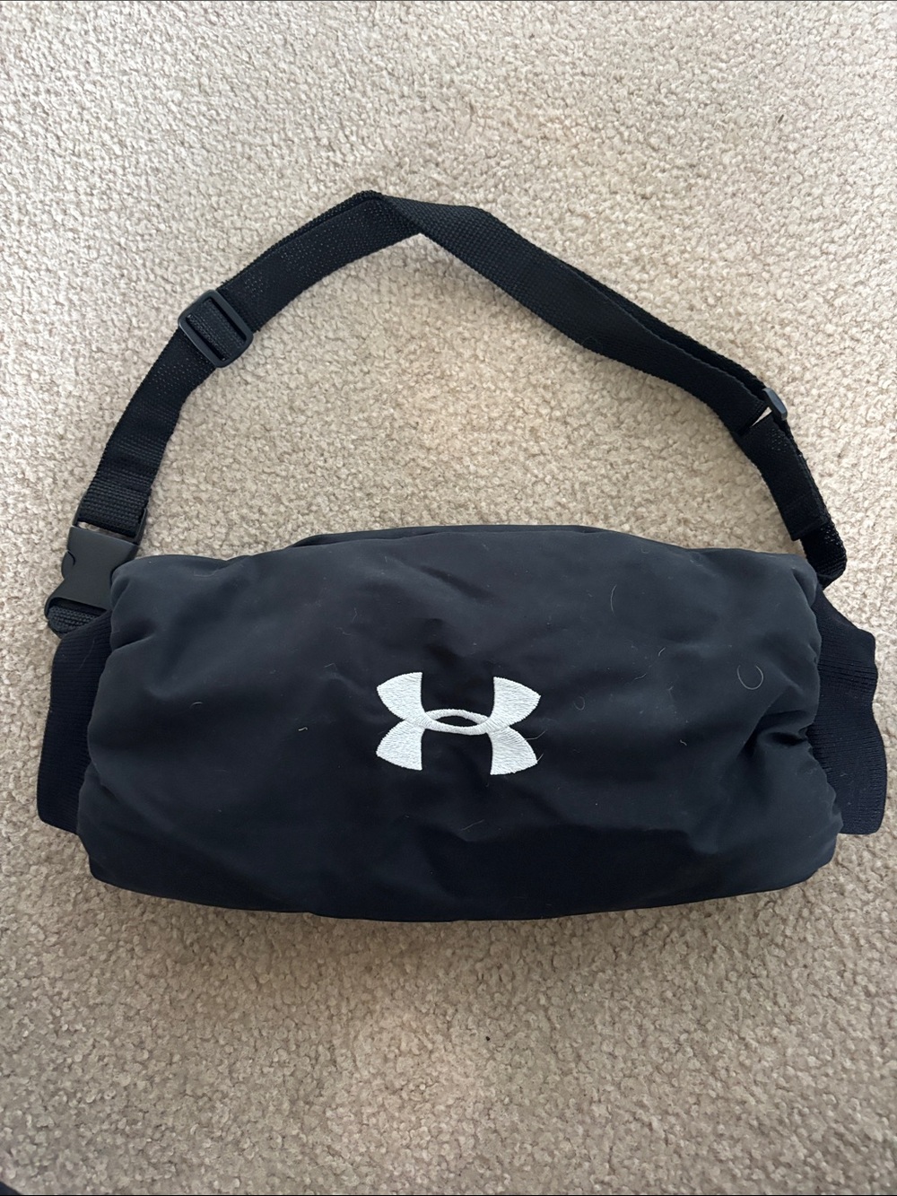 Under Armour Unisex Water Resistant Football Hand Warmer